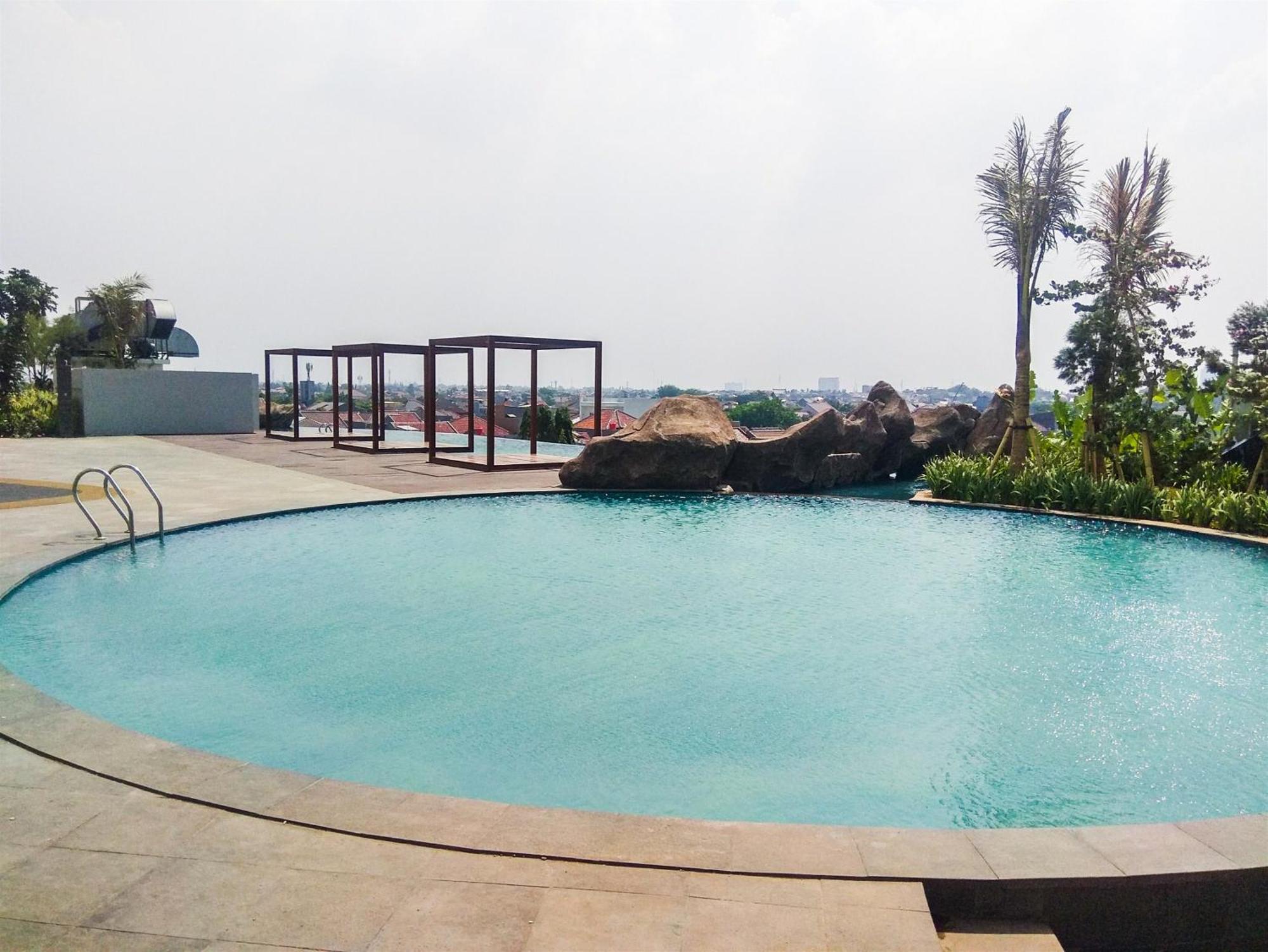 Spacious 1br At Grand Kamala Lagoon By Travelio Apartemen *